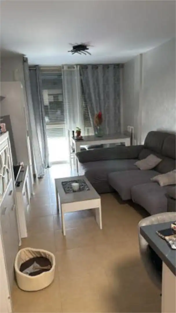 Wohnzimmer von Wohnung zur Miete in Adra mit Abstellraum