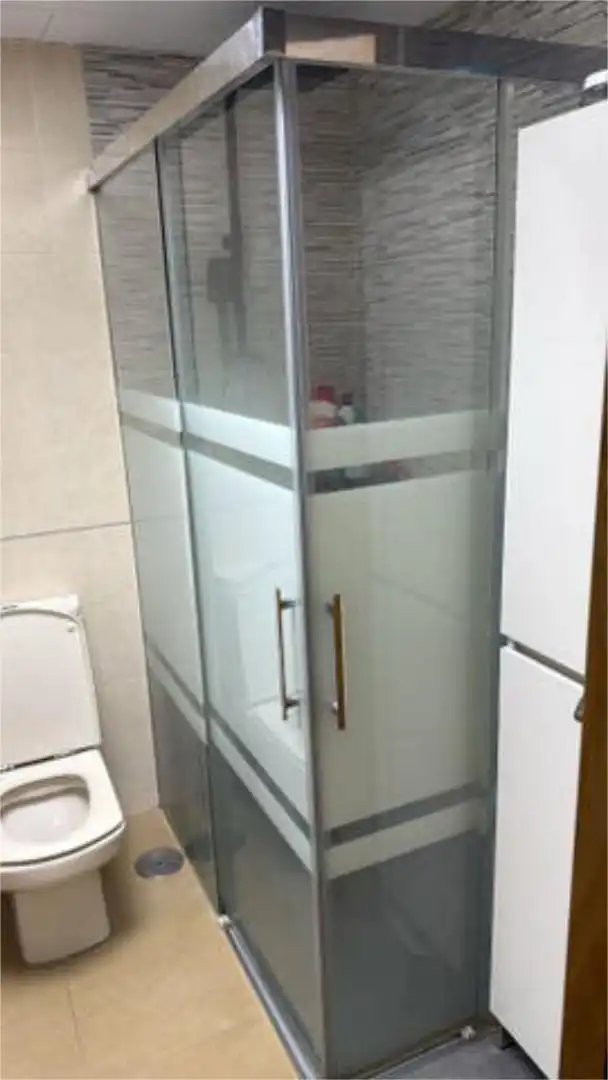 Badezimmer von Wohnung zur Miete in Adra mit Abstellraum