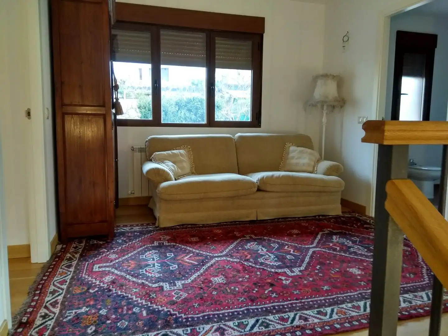 Casa o xalet en venda a Carretera de Arenas, 45, El Arenal Sala d'estar de Casa o xalet en venda en El Arenal amb Terrassa i Balcó