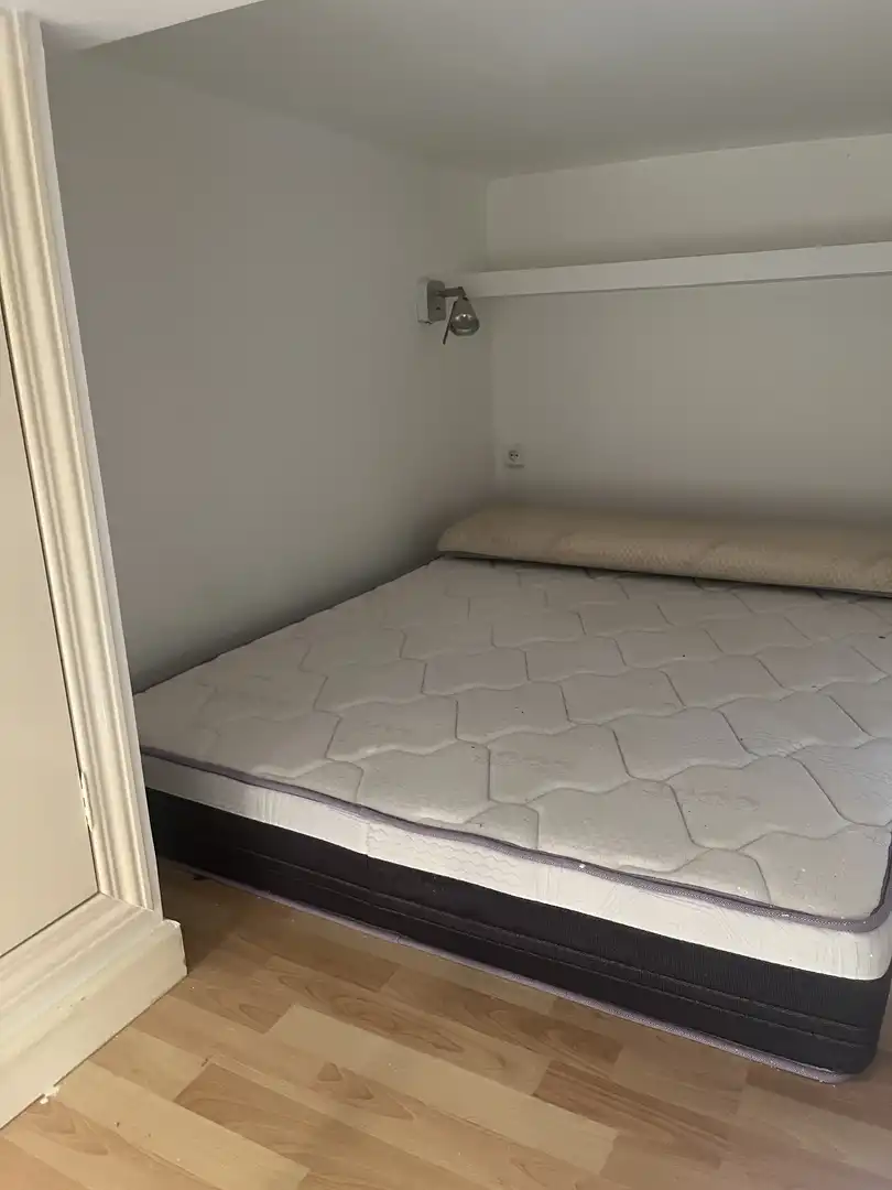 Duplexes for rent in Calle de la Galería de Robles, 5, Universidad - Malasaña