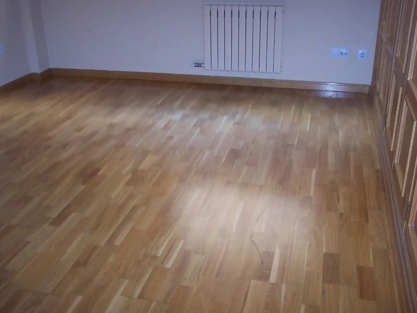 Flat for rent in Avenida de Juan Pablo II, 76, Romareda Flat for rent in Zaragoza with Air Conditioner, Heating and Private garden