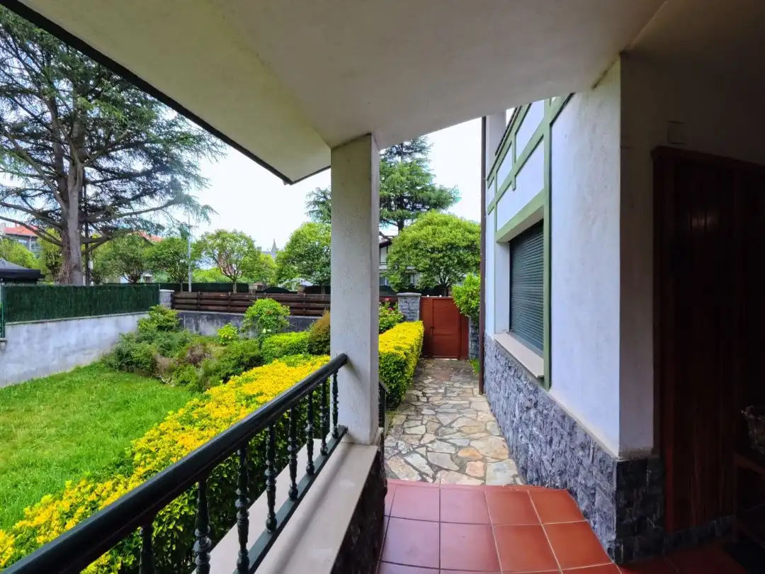 Terraza de Casa o chalet en venta en Leioa con Calefacción, Jardín privado y Parquet