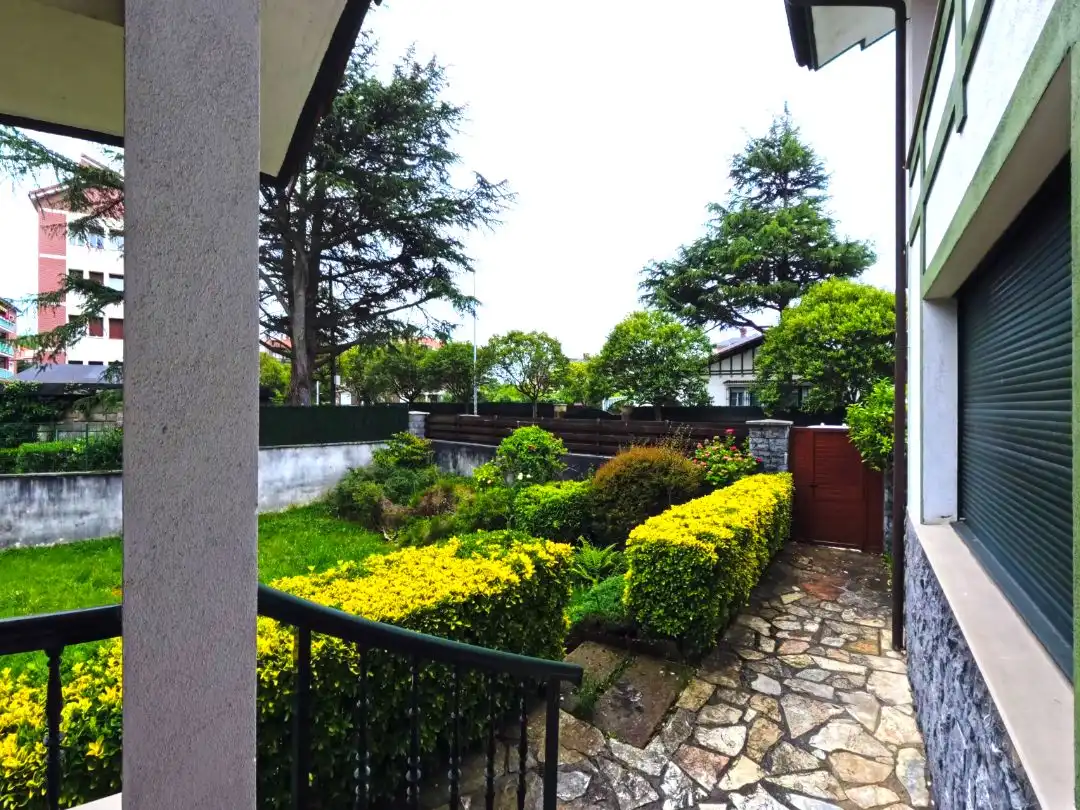 Jardín de Casa o chalet en venta en Leioa con Calefacción, Jardín privado y Parquet