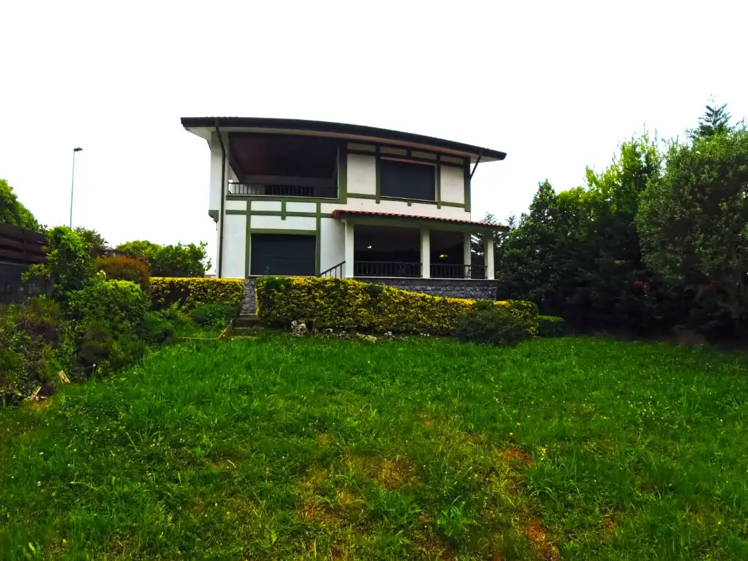 Jardín de Casa o chalet en venta en Leioa con Calefacción, Jardín privado y Parquet