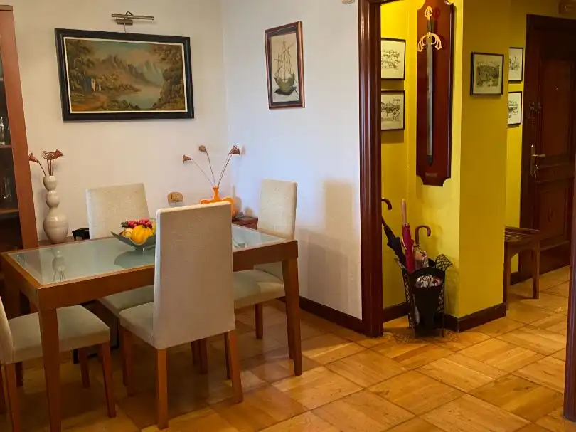 Comedor de Piso de alquiler en Santander con Calefacción, Parquet y Amueblado