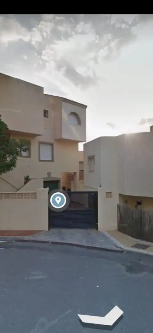 Casa adosada en venta en Calle de las Higueras, 94, La Envía Vista exterior de Casa adosada en venta en Vícar con Aire acondicionado y Terraza