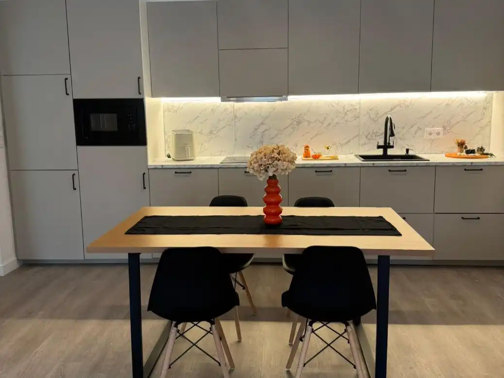 Cocina de Piso en venta en  Sevilla Capital con Aire acondicionado