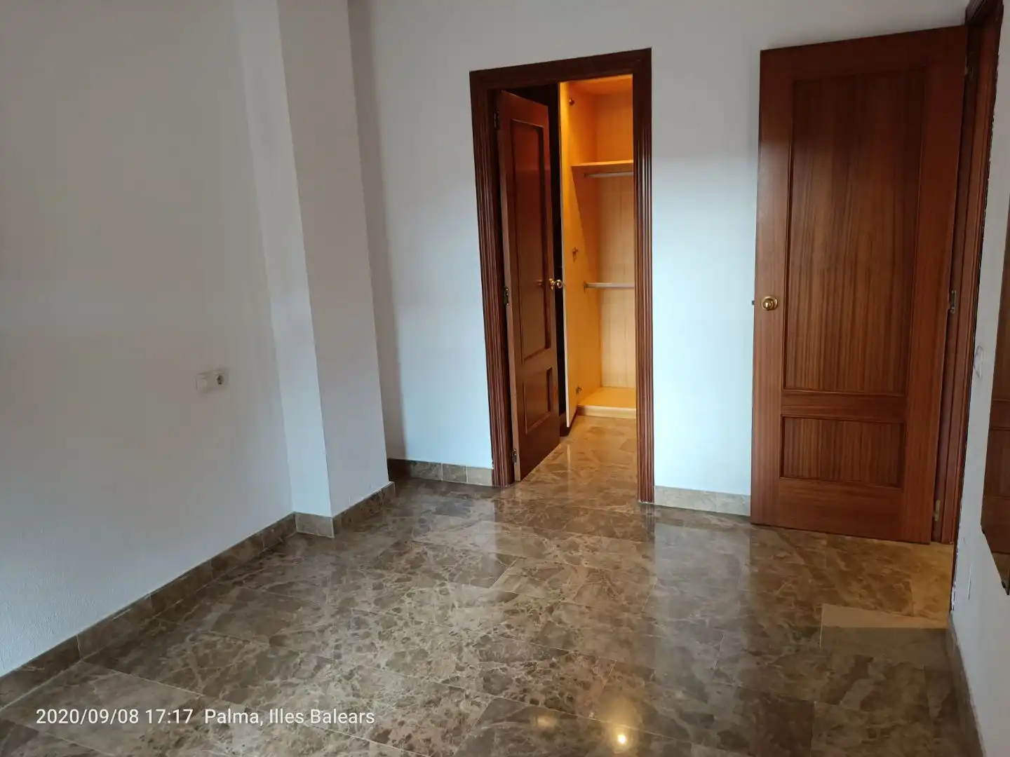 Flat for rent in Carrer Jacint Verdaguer, 13, Plaça de Toros Flat for rent in Carrer Jacint Verdaguer, 13, Plaça de Toros