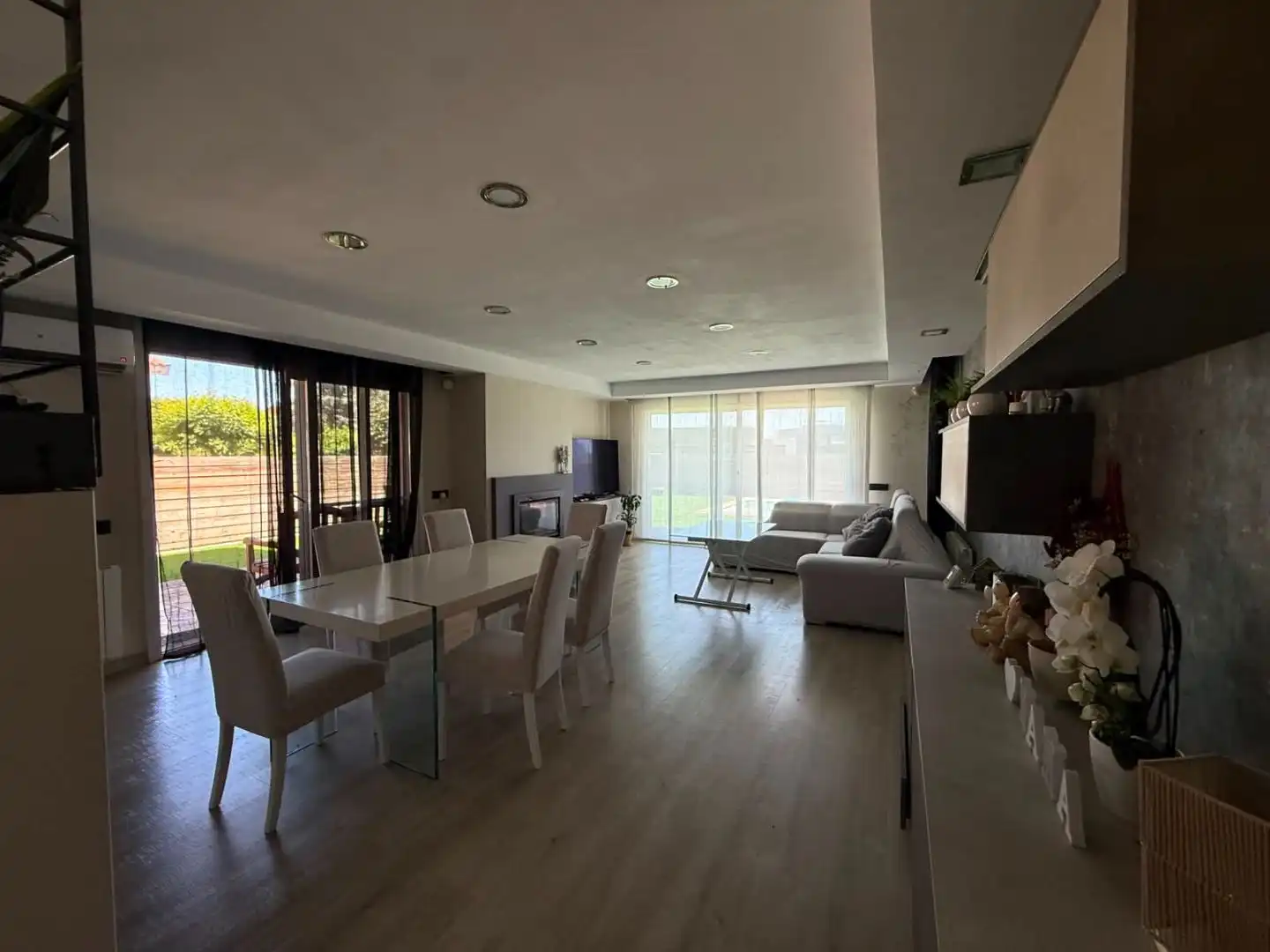 Wohnung zum Verkauf in Carrer d'Olesa, 1, Gurb Esszimmer von Wohnung zum Verkauf in Gurb mit Klimaanlage, Heizung und Privatgarten