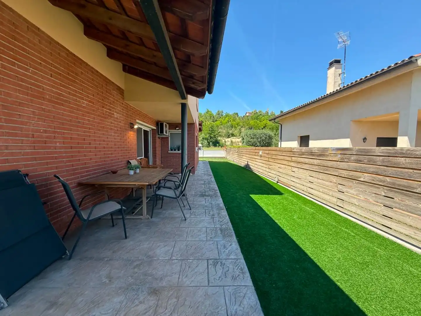 Wohnung zum Verkauf in Carrer d'Olesa, 1, Gurb Terrasse von Wohnung zum Verkauf in Gurb mit Klimaanlage, Heizung und Privatgarten