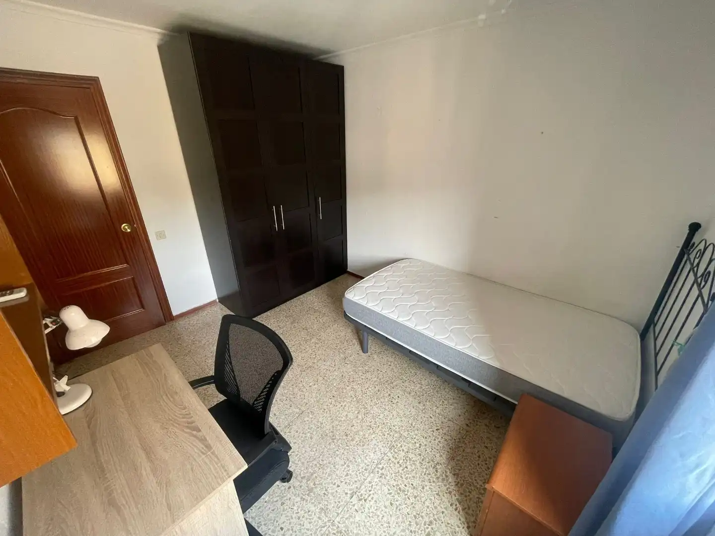 Piso de alquiler en Calle Séneca, 4, Centro Habitación de Piso de alquiler en Montequinto con Aire acondicionado, Calefacción y Amueblado