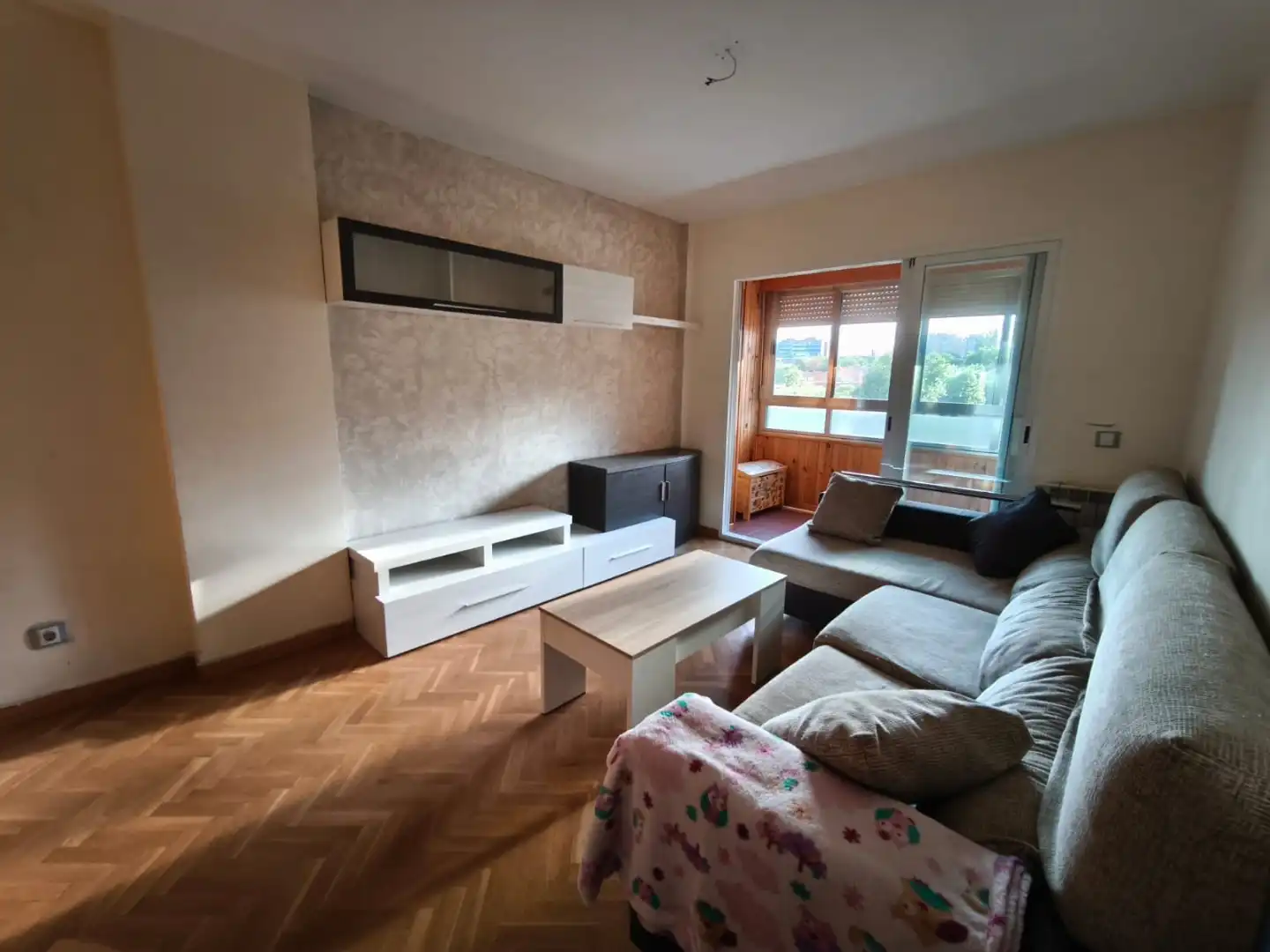 Flat for sale in Calle de Castilla la Vieja, 11, La Serna Living room of Flat for sale in Fuenlabrada