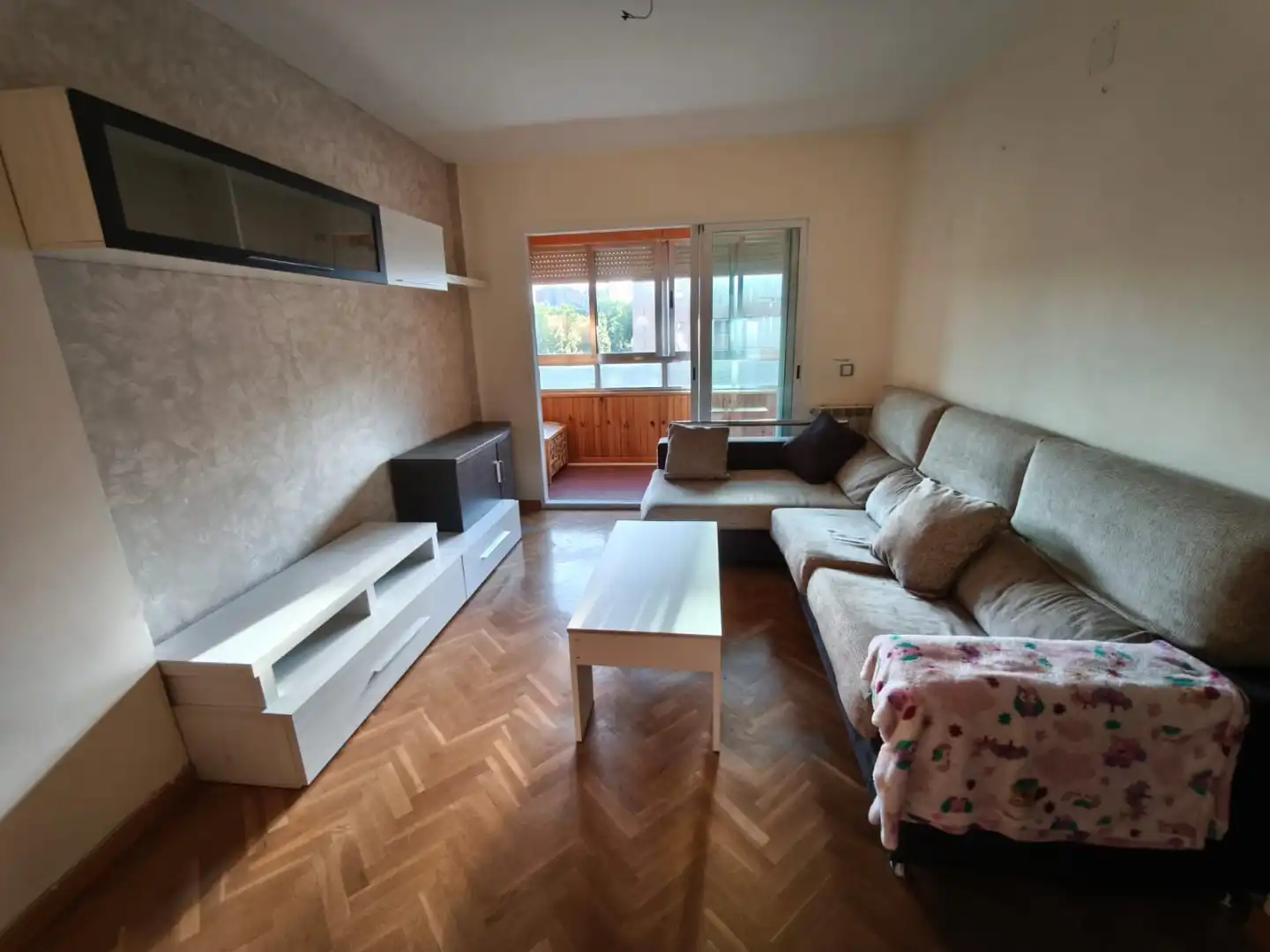 Flat for sale in Calle de Castilla la Vieja, 11, La Serna Living room of Flat for sale in Fuenlabrada