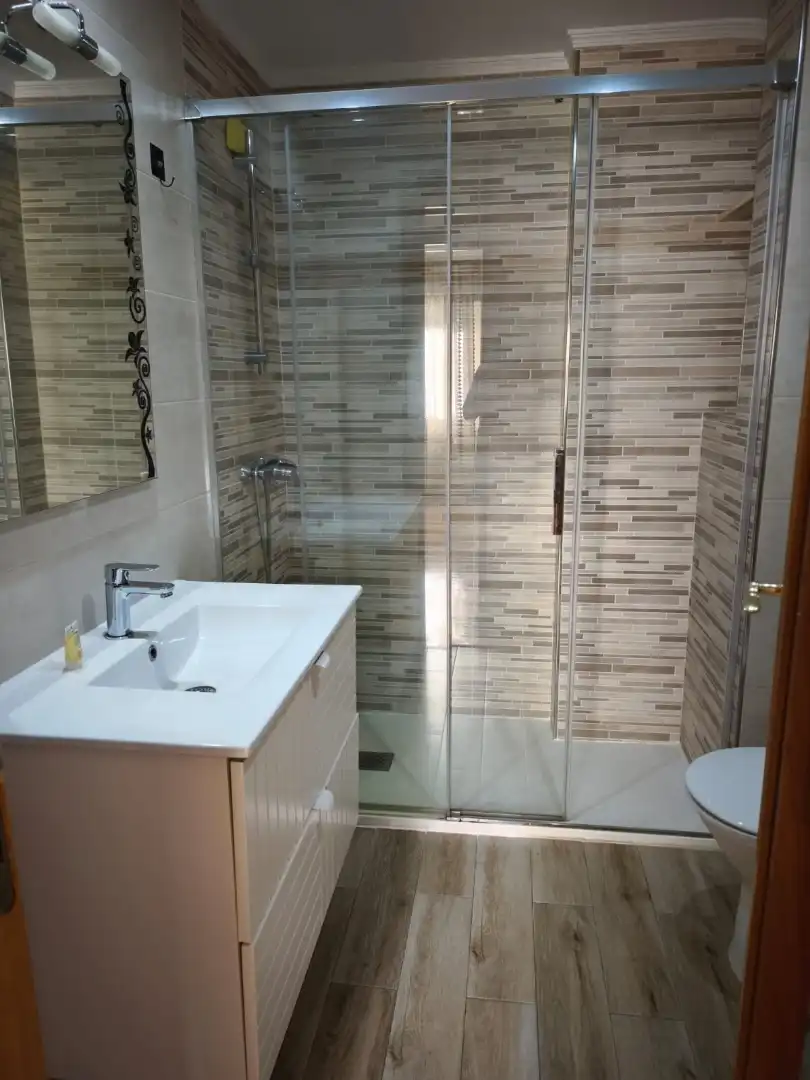 Flat for sale in Calle de Castilla la Vieja, 11, La Serna Bathroom of Flat for sale in Fuenlabrada