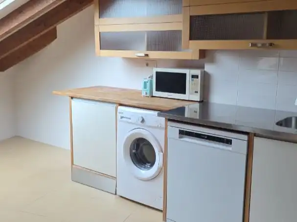 Wohnung zur Miete in Calle José Felipe Quijano, 4, Centro Küche von Wohnung zur Miete in Torrelavega mit Heizung, Parkett und Balkon