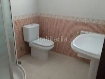 Piso en venta en Trijueque Baño de Piso en venta en Trijueque con Calefacción, Jardín privado y Terraza
