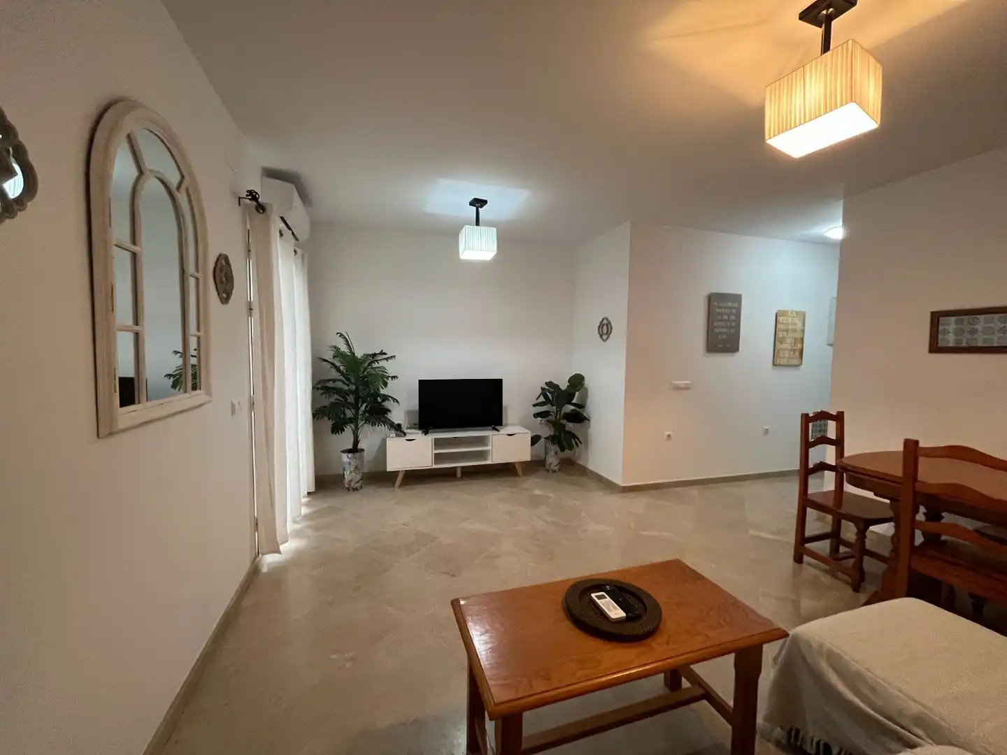 Living room of Apartments for sale in Pozuelo de Alarcón  with Air Conditioner, Heating and Furnished
