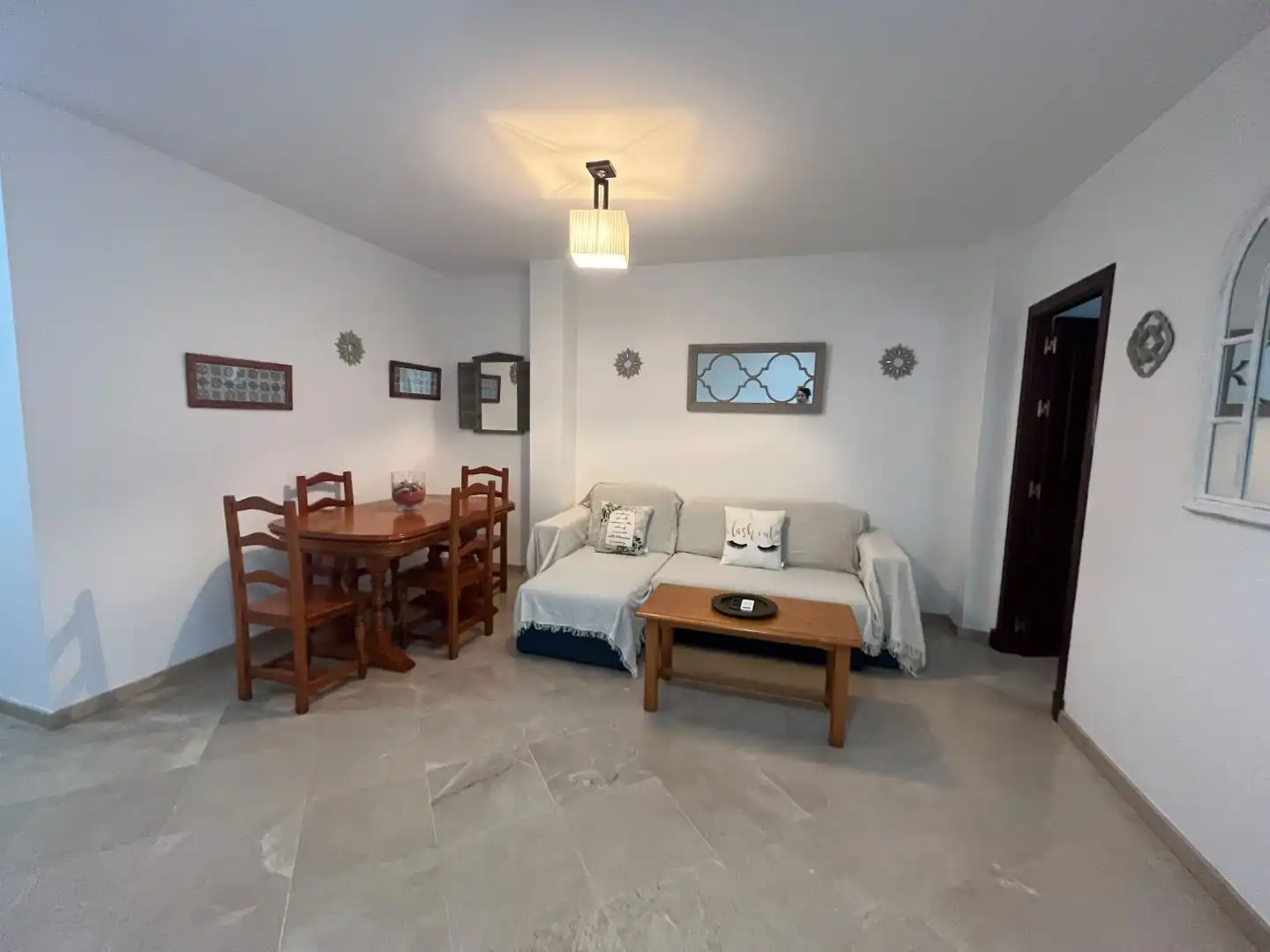 Living room of Apartments for sale in Pozuelo de Alarcón  with Air Conditioner, Heating and Furnished