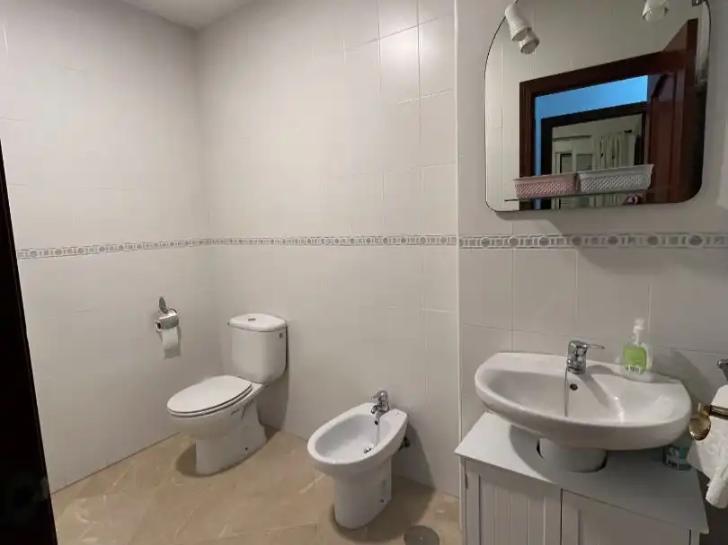 Bathroom of Apartments for sale in Pozuelo de Alarcón  with Air Conditioner, Heating and Furnished