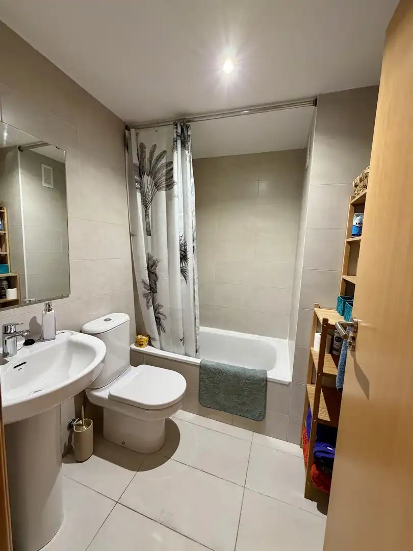 Piso en venta en Carrer Camí Antic de Sant Cugat, 10, Mas Rampinyo - Montcada Nova - Carrerada Baño de Piso en venta en Montcada i Reixac con Aire acondicionado y Balcón