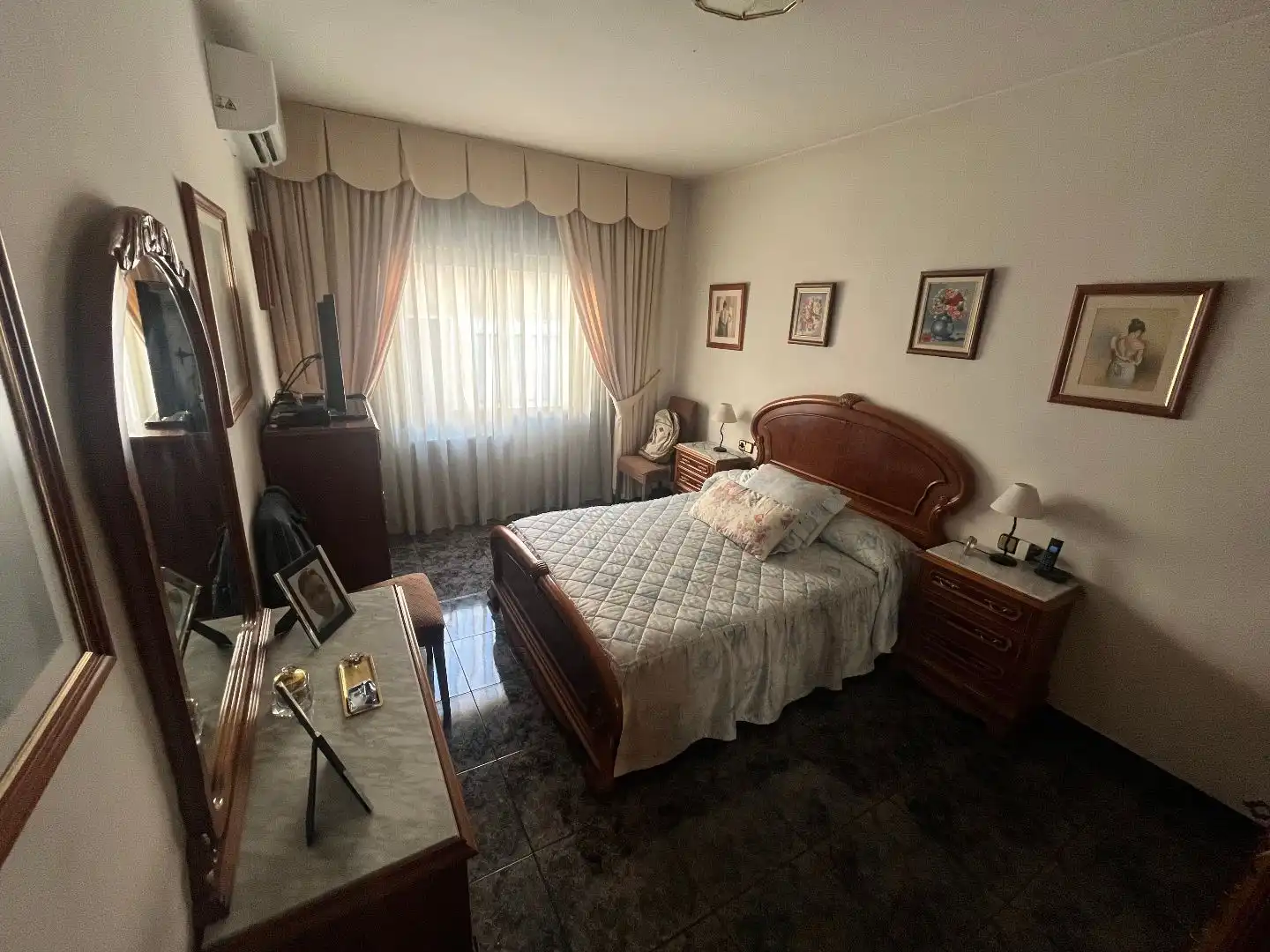 Wohnung zum Verkauf in Carrer del Doctor Pagès, 8, Centre Schlafzimmer von Wohnung zum Verkauf in Santa Coloma de Gramenet mit Klimaanlage und Balkon