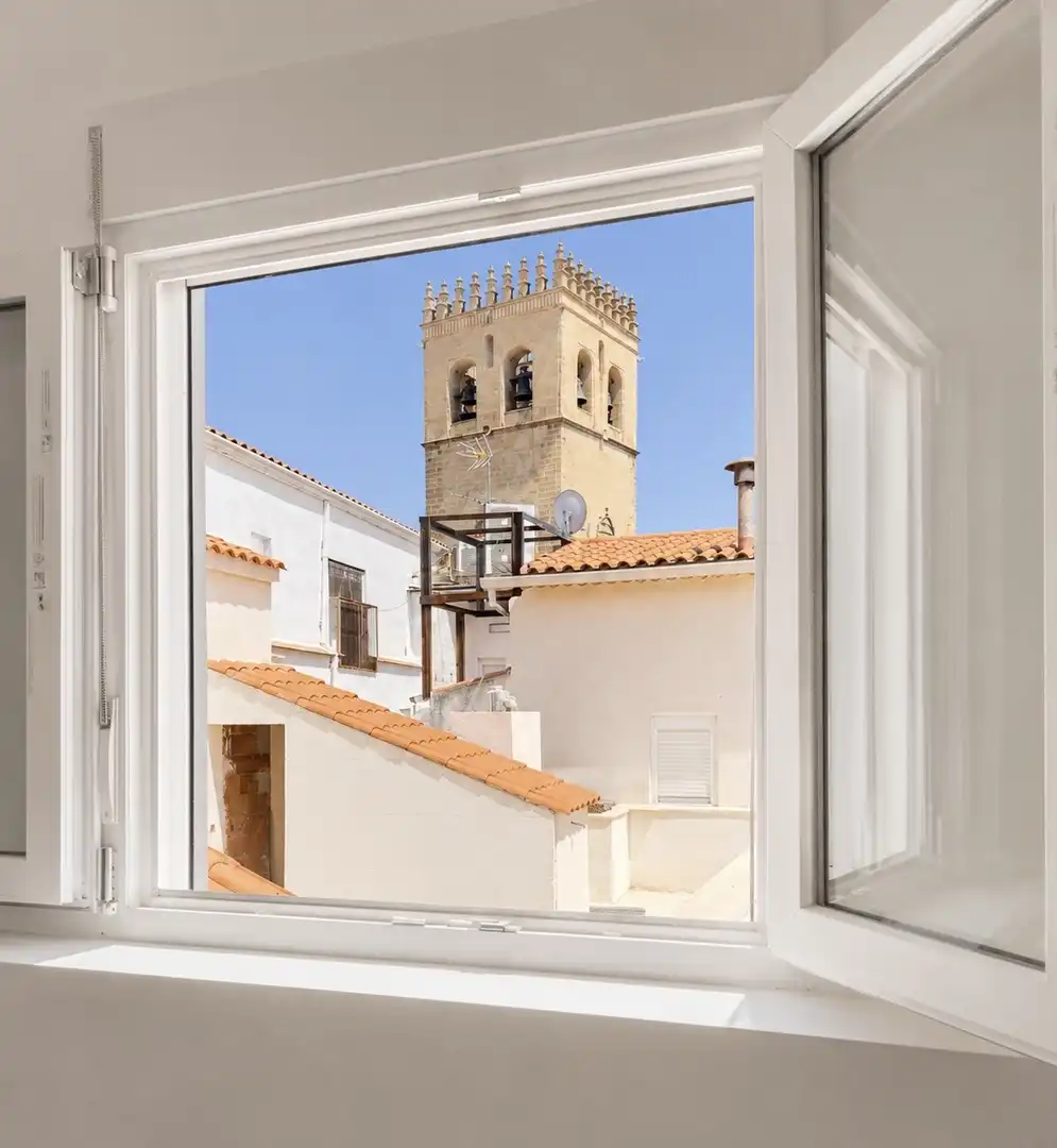 Exterior view of Flat for rent in Badajoz  with Air Conditioner, Parquet flooring and Terrace