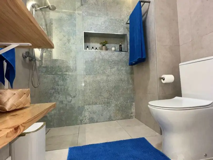 Study for sale in Calle Aceviño, 6, Puerto de la Cruz Bathroom of Study for sale in Puerto de la Cruz with Air Conditioner, Terrace and Swimming Pool