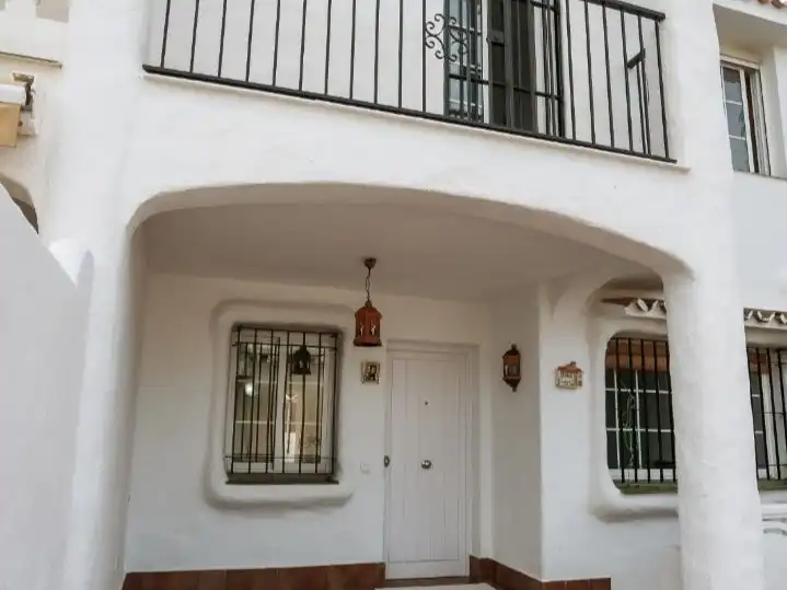 Casa o chalet de alquiler en Calle los Naipes, 17, Torre de Benagalbón