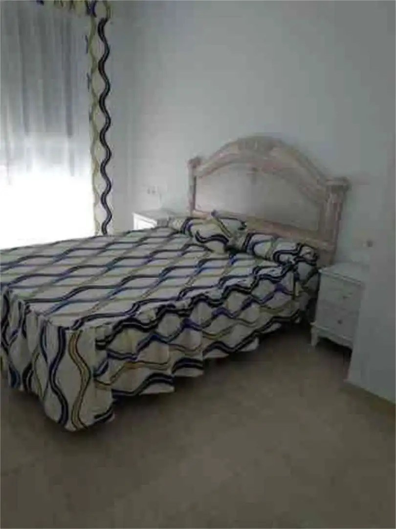 Apartament de lloguer a Mestalla Dormitori de Apartament de lloguer en Valencia amb Moblat