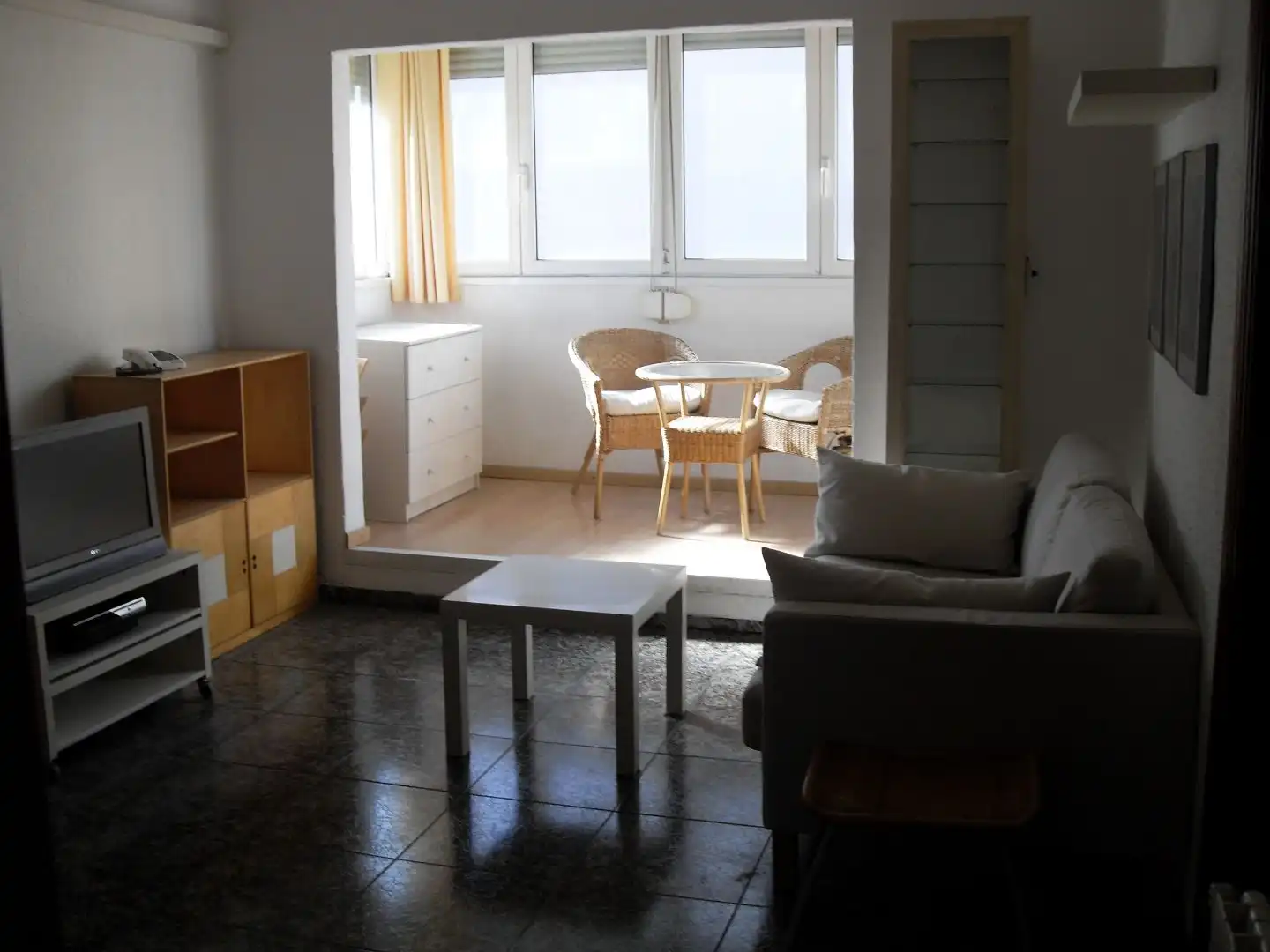 Living room of Flat for rent in L'Hospitalet de Llobregat  with Air Conditioner, Heating and Parquet flooring