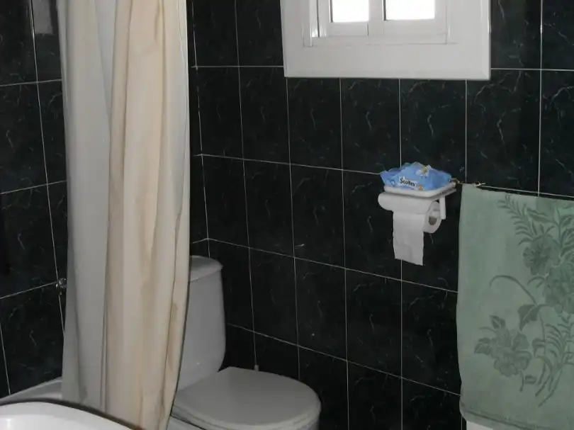 Bathroom of Flat for rent in L'Hospitalet de Llobregat  with Air Conditioner, Heating and Parquet flooring