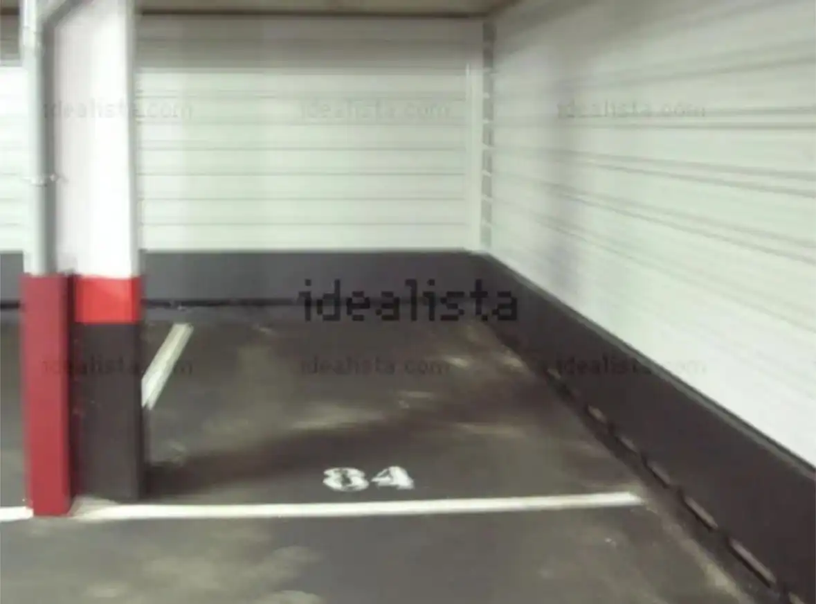 Parking of Garage for rent in Madrid
