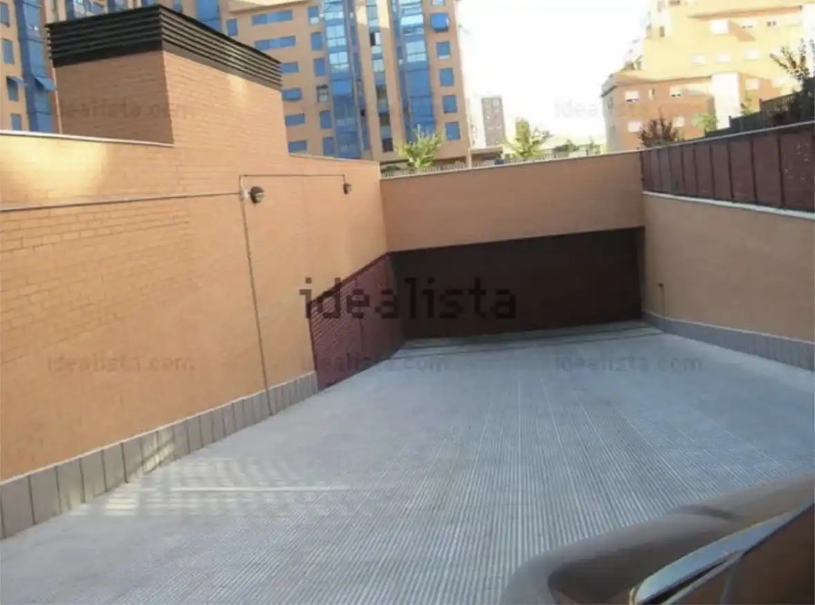 Exterior view of Garage for rent in Madrid