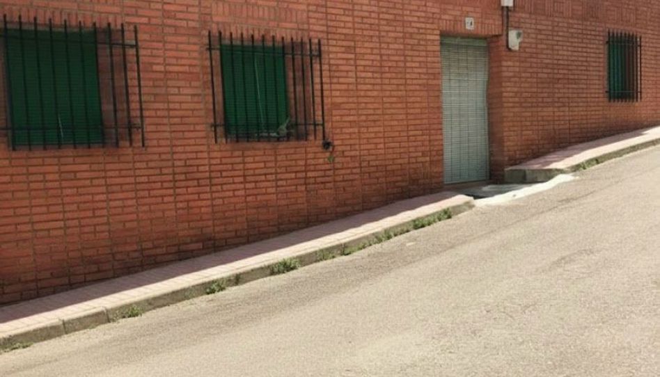 Casa adosada en venda a Calle Cervantes a, 14, Alhambra, Ciudad Real - imatge 1 Foto 1 de Casa adosada en venda a Calle Cervantes a, 14, Alhambra, Ciudad Real