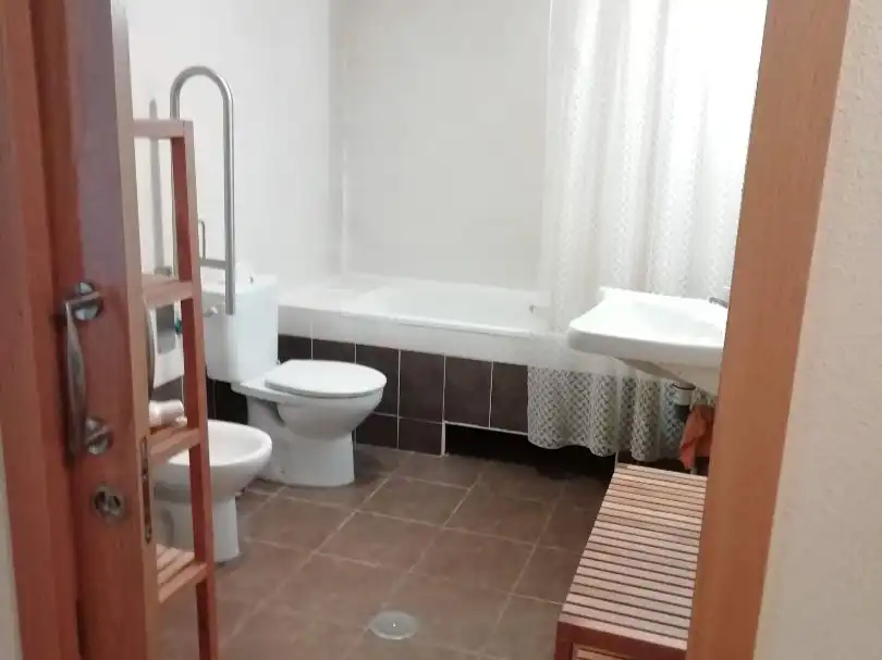 Habitación en Avenida de la Ilusión, 6, Norte