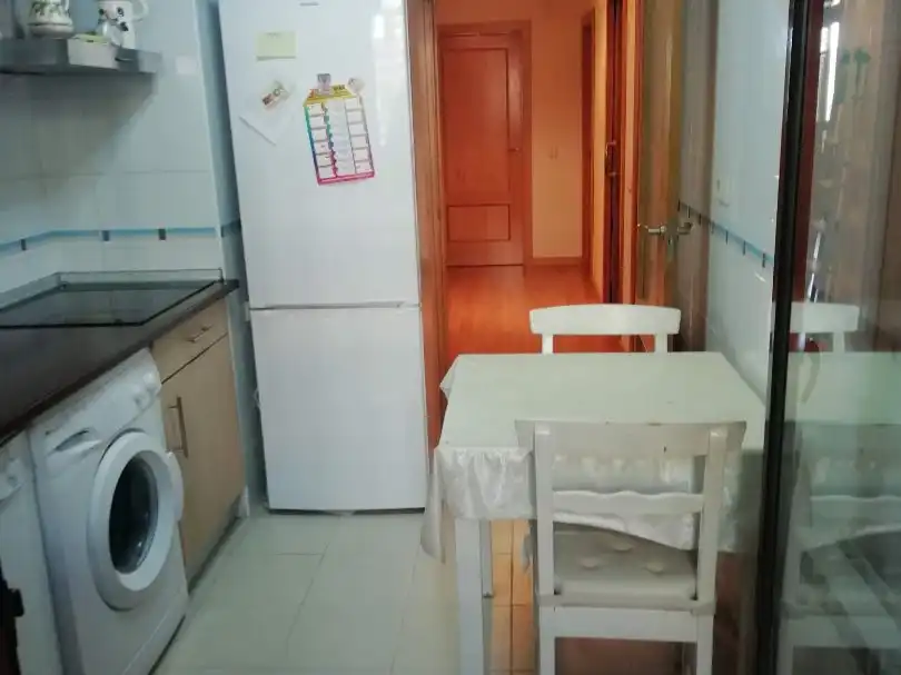 Habitación en Avenida de la Ilusión, 6, Norte