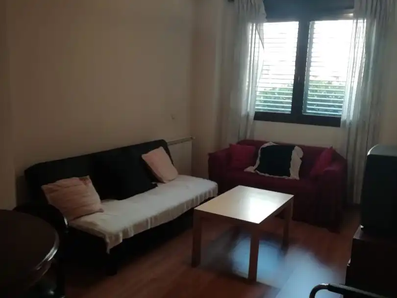 Habitación en Avenida de la Ilusión, 6, Norte