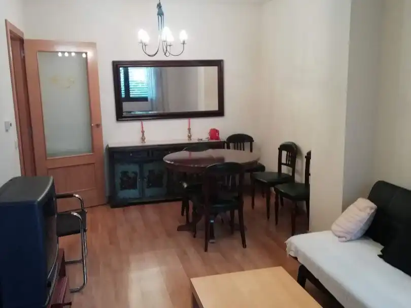 Habitación en Avenida de la Ilusión, 6, Norte