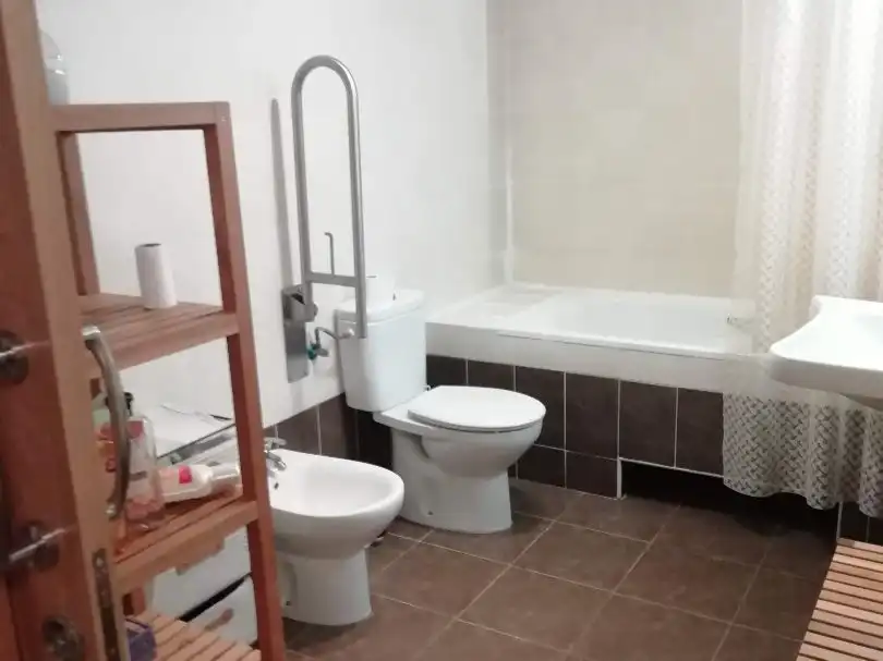 Habitación en Avenida de la Ilusión, 6, Norte