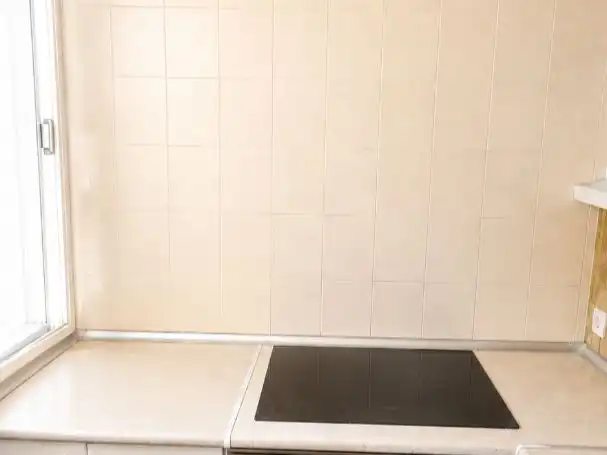 Habitación en Calle Fuentebella, 44, Fuentebella -San Felix - El Leguario Piso para compartir en Parla con Calefacción, Parquet y Amueblado