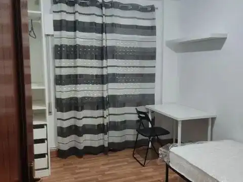 Room in Calle Sahagún, 18, Bellavistas - Hipercor Room in Calle Sahagún, 18, Bellavistas - Hipercor