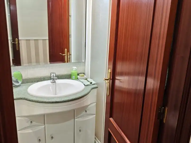 Flat for sale in Euskal Herria Kalea, 8, Etxebarri Bathroom of Flat for sale in Etxebarri with Balcony