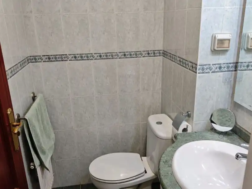 Flat for sale in Euskal Herria Kalea, 8, Etxebarri Bathroom of Flat for sale in Etxebarri with Balcony
