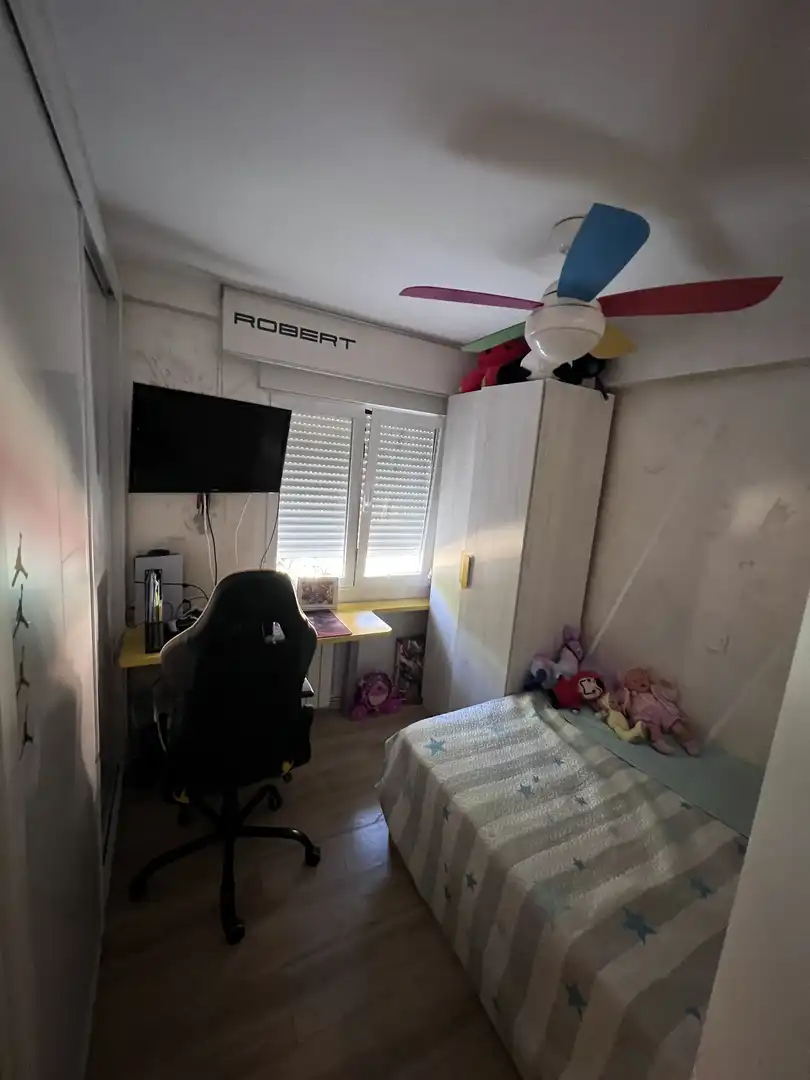 Schlafzimmer von Wohnung zum Verkauf in  Madrid Capital mit Klimaanlage und Balkon