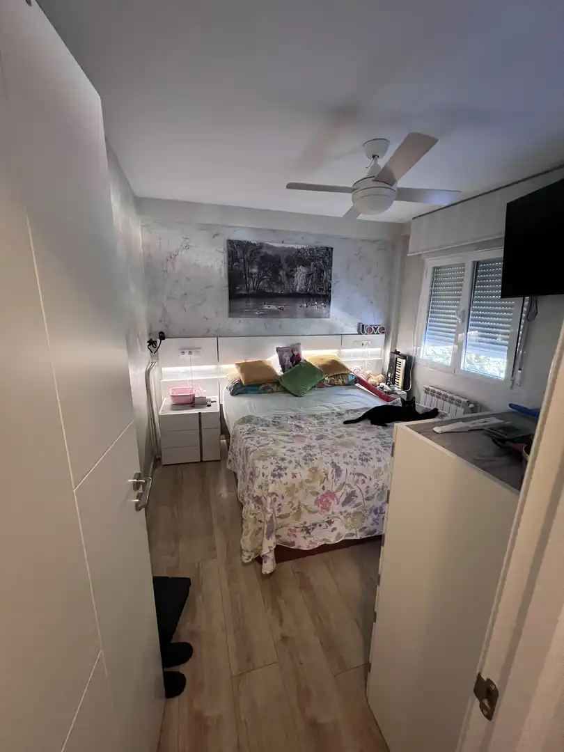 Schlafzimmer von Wohnung zum Verkauf in  Madrid Capital mit Klimaanlage und Balkon