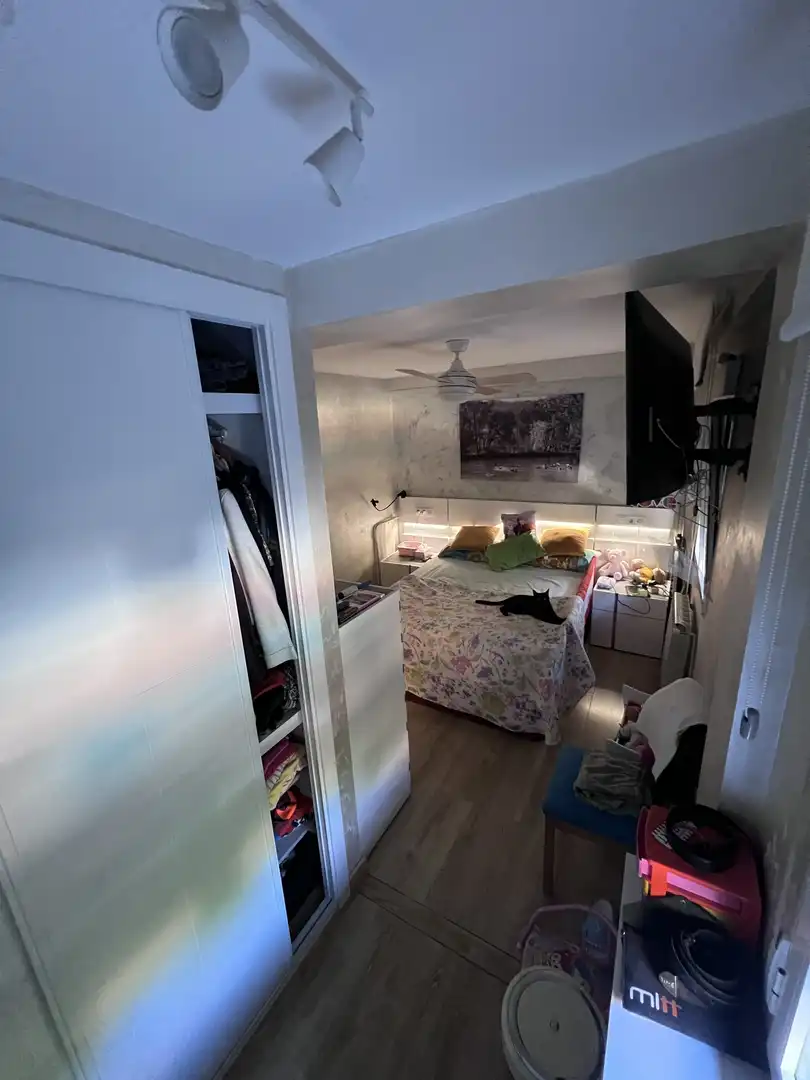 Schlafzimmer von Wohnung zum Verkauf in  Madrid Capital mit Klimaanlage und Balkon