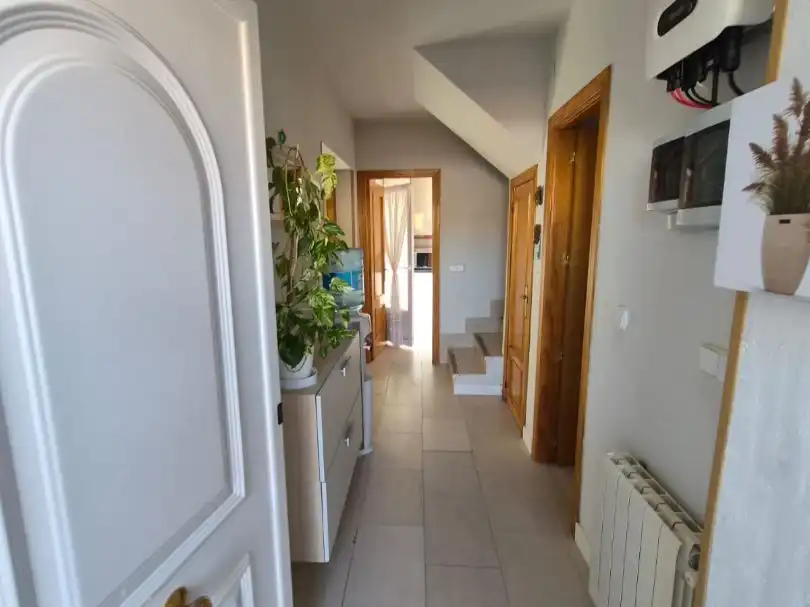 Casa o xalet en venda a Los Robles Casa o xalet en venda en Seseña amb Aire condicionat, Calefacció i Jardí privat