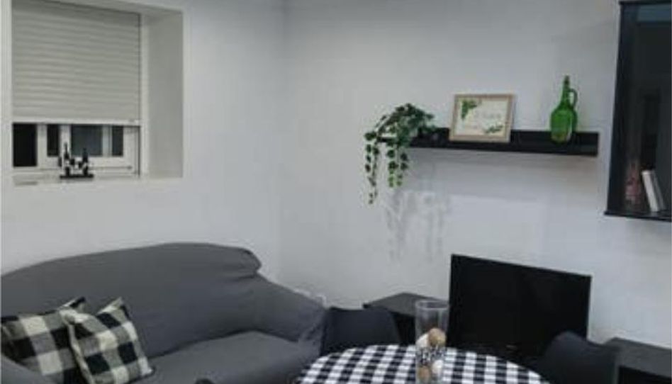Casa o chalet de alquiler en Villargordo del Cabriel, Valencia - imagen 1 Foto 1 de Casa o chalet de alquiler en Villargordo del Cabriel, Valencia