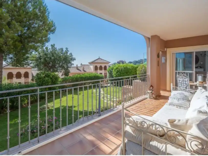Apartamento en venta en Calle Clara Campoamor, 4b, La Mairena Terraza de Apartamento en venta en Ojén con Aire acondicionado, Terraza y Piscina