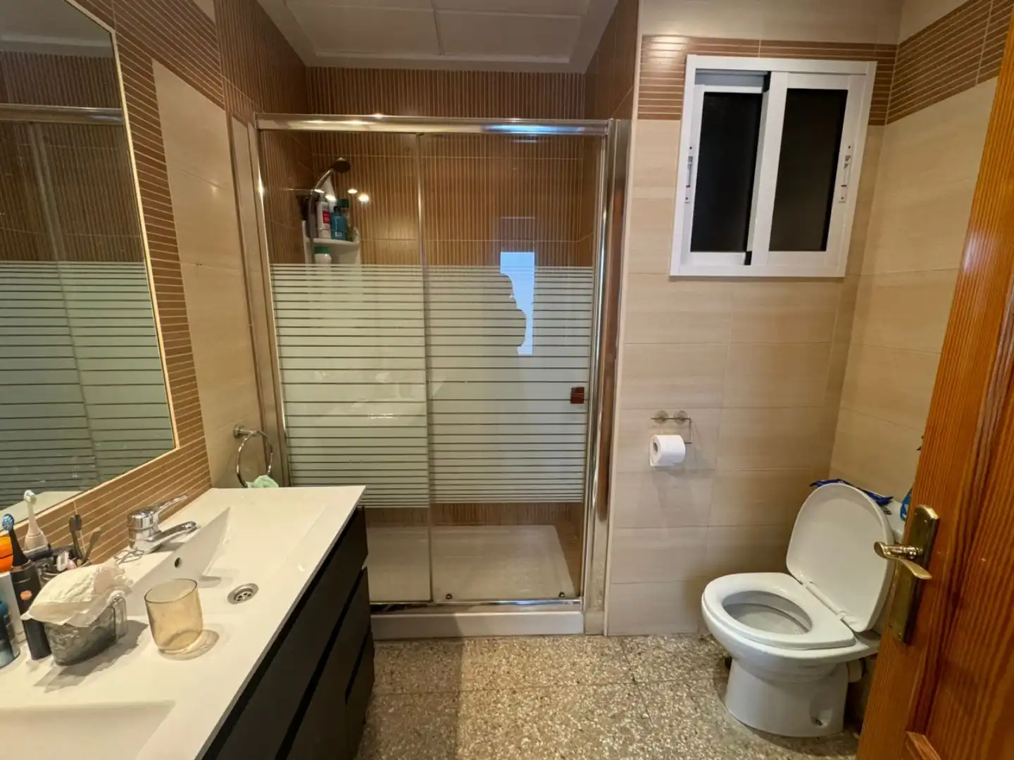 Bathroom of Flat for rent in Elche / Elx  with Heating, Furnished and Oven